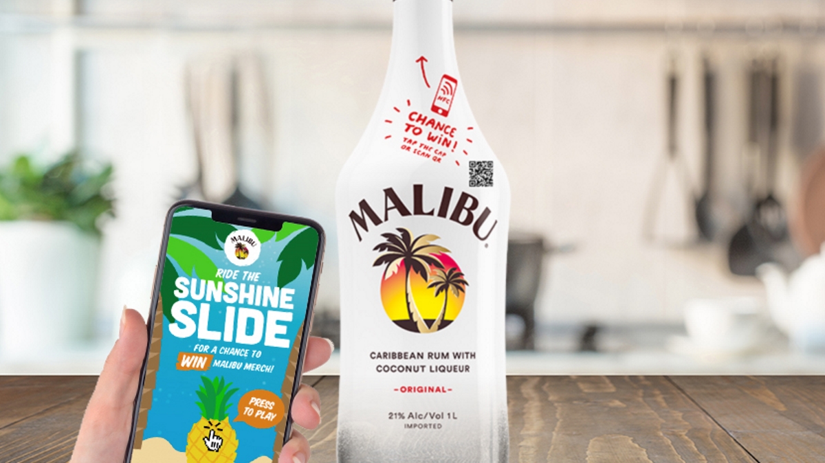 Malibu connected bottle game