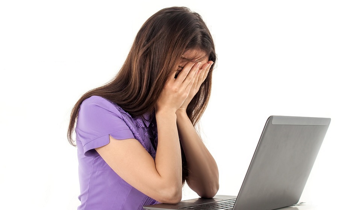 Stressed woman laptop