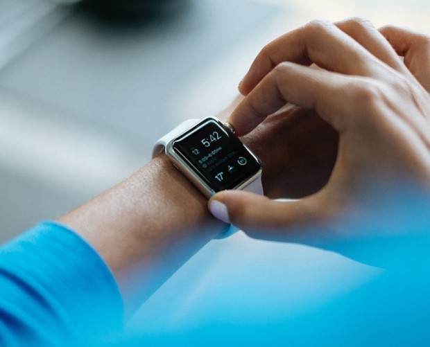 Global connected wearable sales to hit nearly 240m by 2023