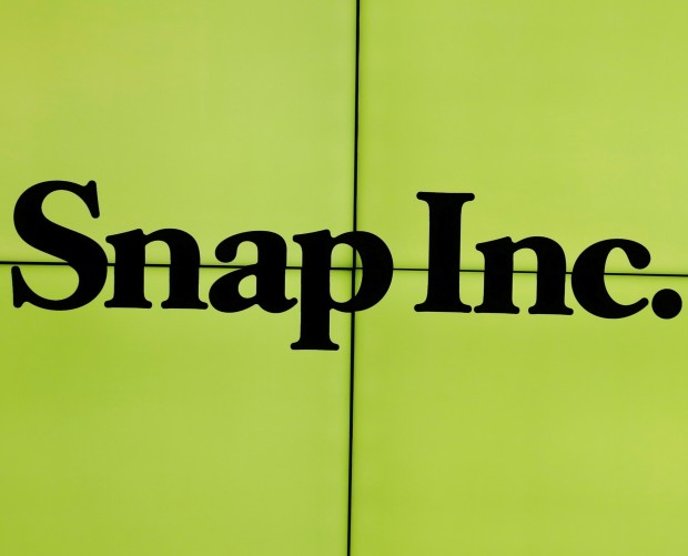Snap beats all expectations in Q3, but weak guidance causes stock to drop