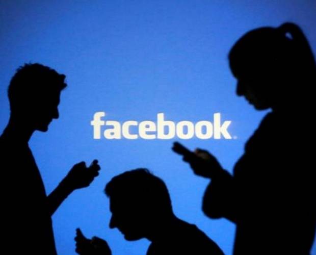 Facebook reverses its Australia news ban