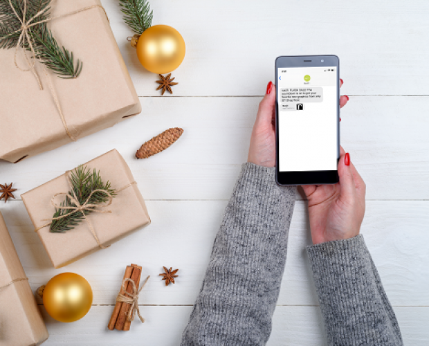 Reaching holiday shoppers in the new normal with mobile messaging