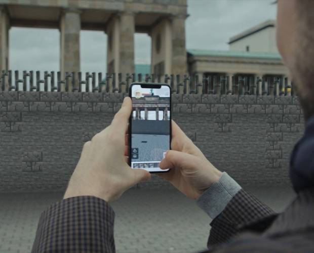 Berlin Wall brought back to life through Minecraft AR experience
