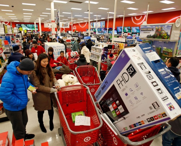 Smartphones drove over half of all traffic to retail sites on Thanksgiving
